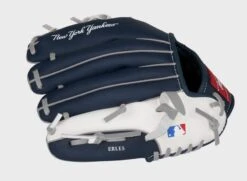 Rawlings New York Yankees 10-Inch Team Logo Glove -Rawin Shop 22000030111 3