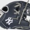 Rawlings 2023 New York Yankees Heart Of The Hide Glove
