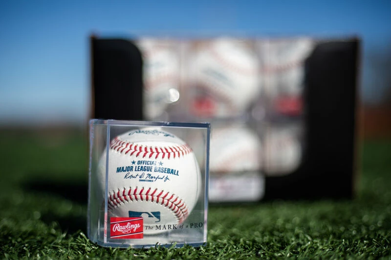 Rawlings MLB Baseball In Display Cube, Dozen 4 Rawlings MLB Baseball In Display Cube, Dozen - Image 4